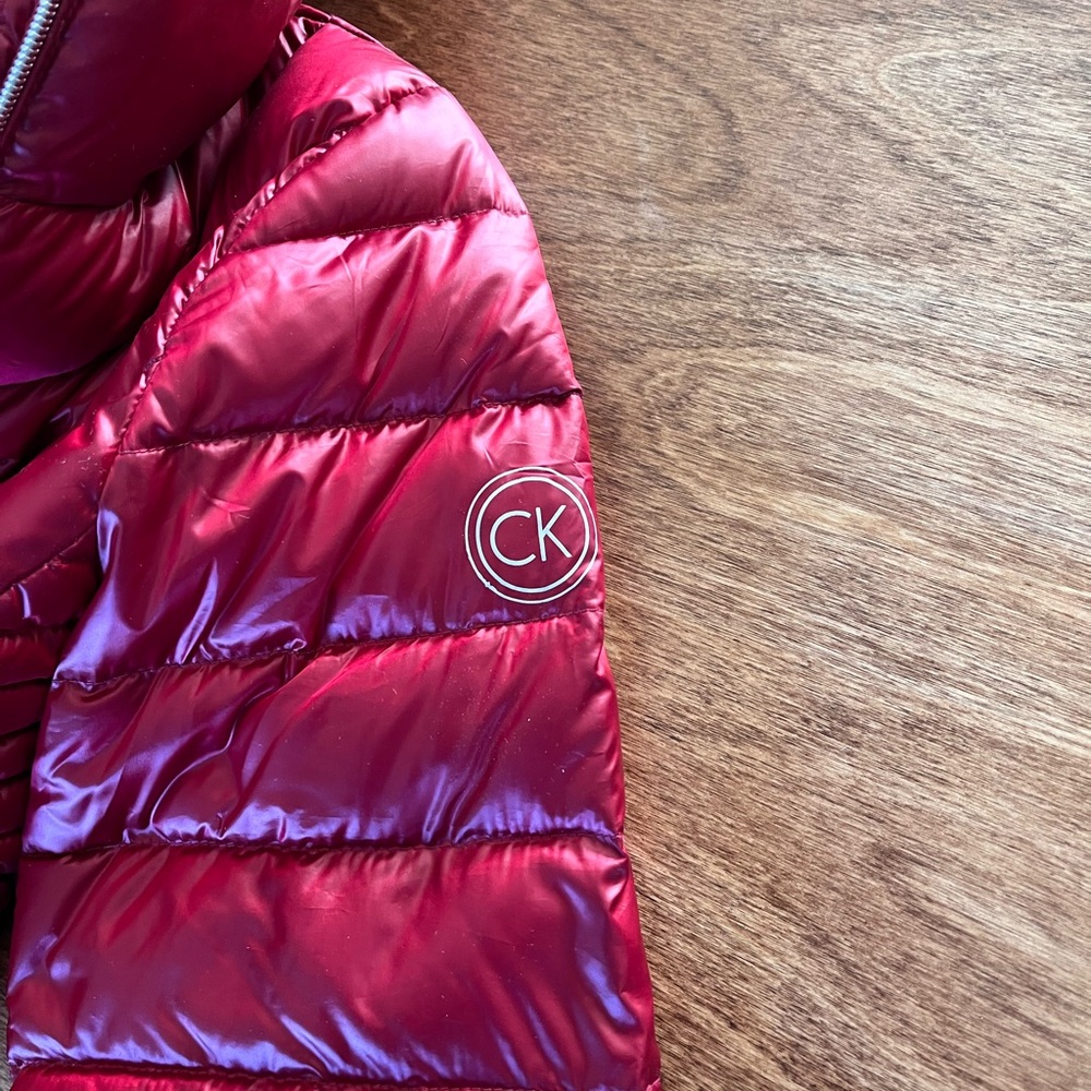 Calvin Klein puffer jacket with hood - Picture 4 of 4